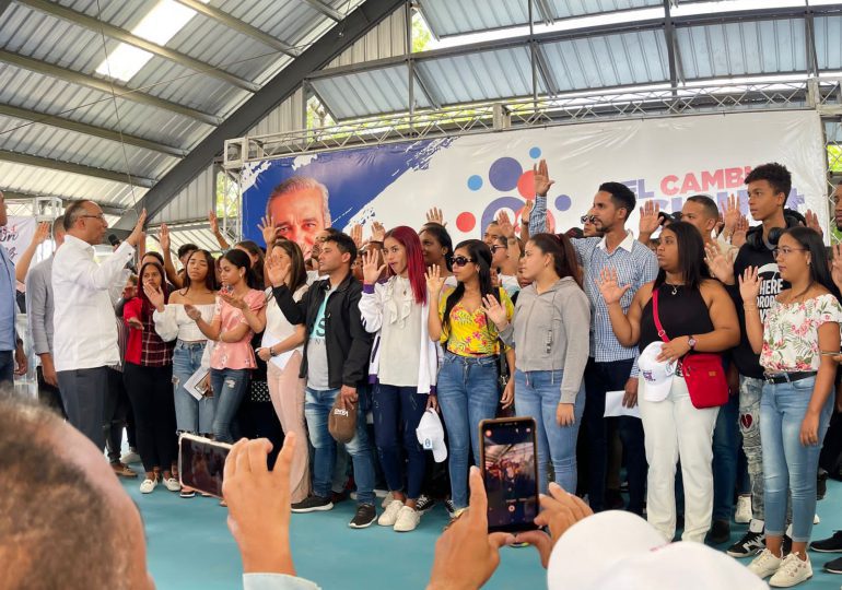 Rafa Santos fortalece Mi Familia con el Cambio con más de 1,000 nuevos jóvenes en Espaillat