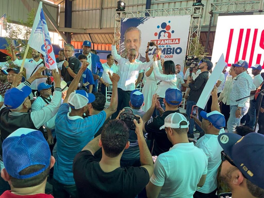 Rafa Santos destaca la transparencia del PRM y llama a votar por sus candidatos en Espaillat